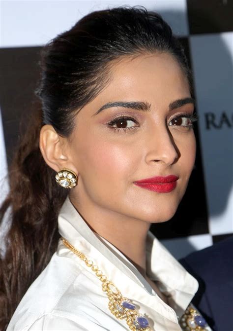 sonam kapoor.xxx|Sonam Kapoor Archives